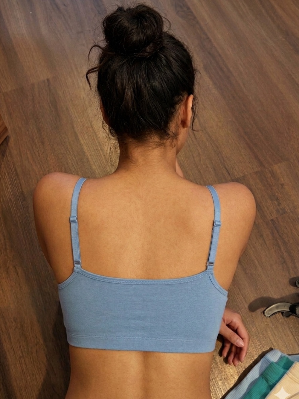 Florence by Mills NWT COZY CRUSH SEAMLESS SCOOP BRALETTE - Picture 2 of 2